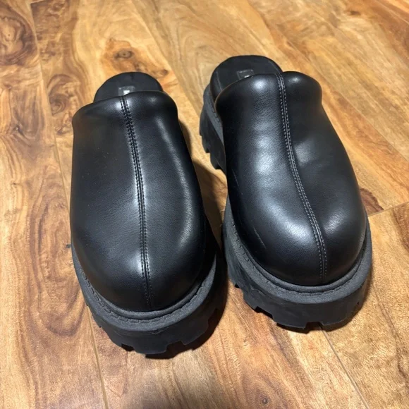 Simon Miller Clogs - Picture 2 of 4